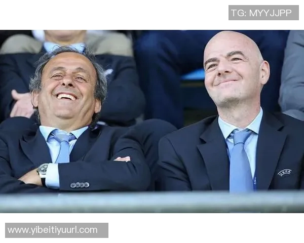 国际足联新规广告牌距离边线需保持1米以降低比赛风险